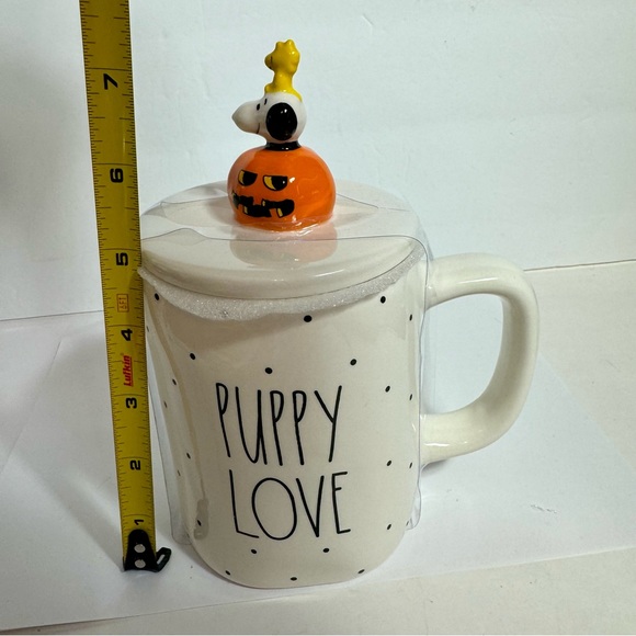 NWT. Peanuts Rae Dunn Snoopy “Puppy Love” Mug With Lid Halloween. Ceramic mug - Picture 7 of 8